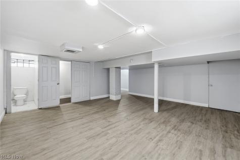 1068 Nela View Road Cleveland Heights OH 44112
