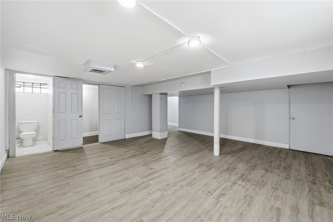 1068 Nela View Road Cleveland Heights OH 44112