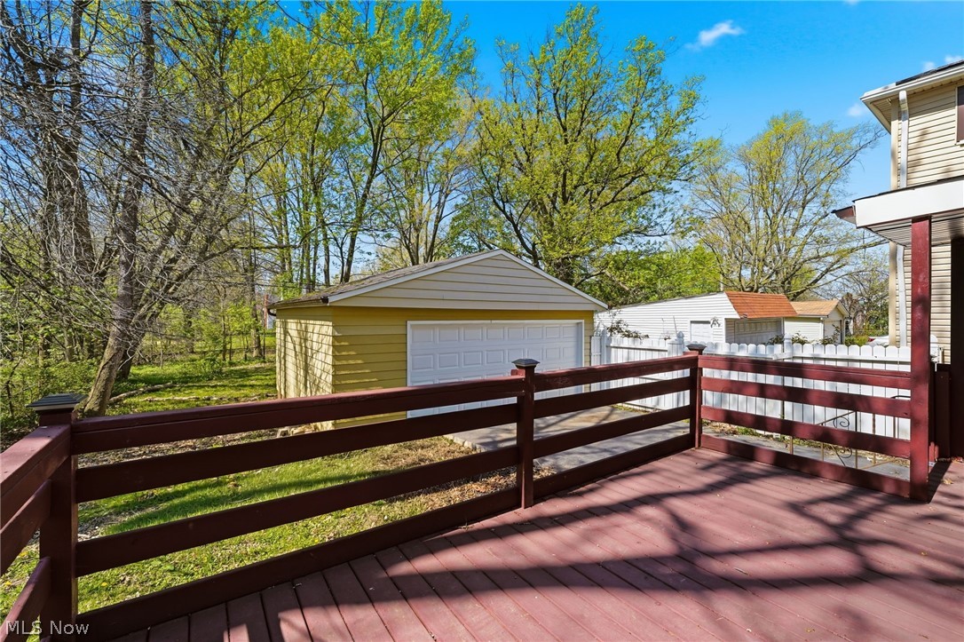 1068 Nela View Road Cleveland Heights OH 44112