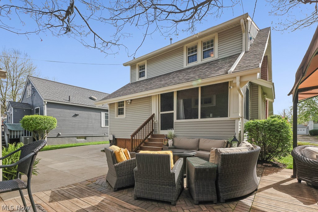 122 Overlook Avenue Wadsworth OH 44281