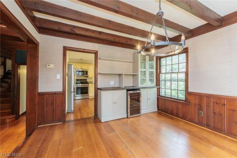 2548 Charney Road University Heights OH 44118