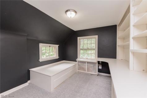 2548 Charney Road University Heights OH 44118