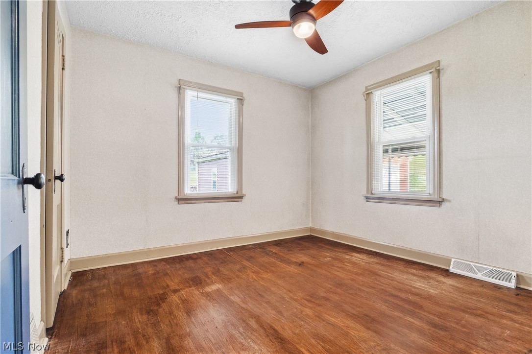 5207 Manchester Avenue SW Navarre OH 44662