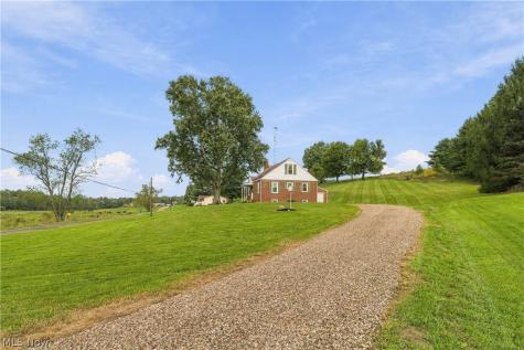 5207 Manchester Avenue SW Navarre OH 44662