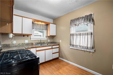 12501 Wayland Cleveland OH 44111