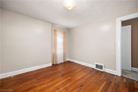 12501 Wayland Cleveland OH 44111