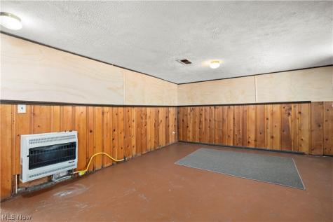 12501 Wayland Cleveland OH 44111