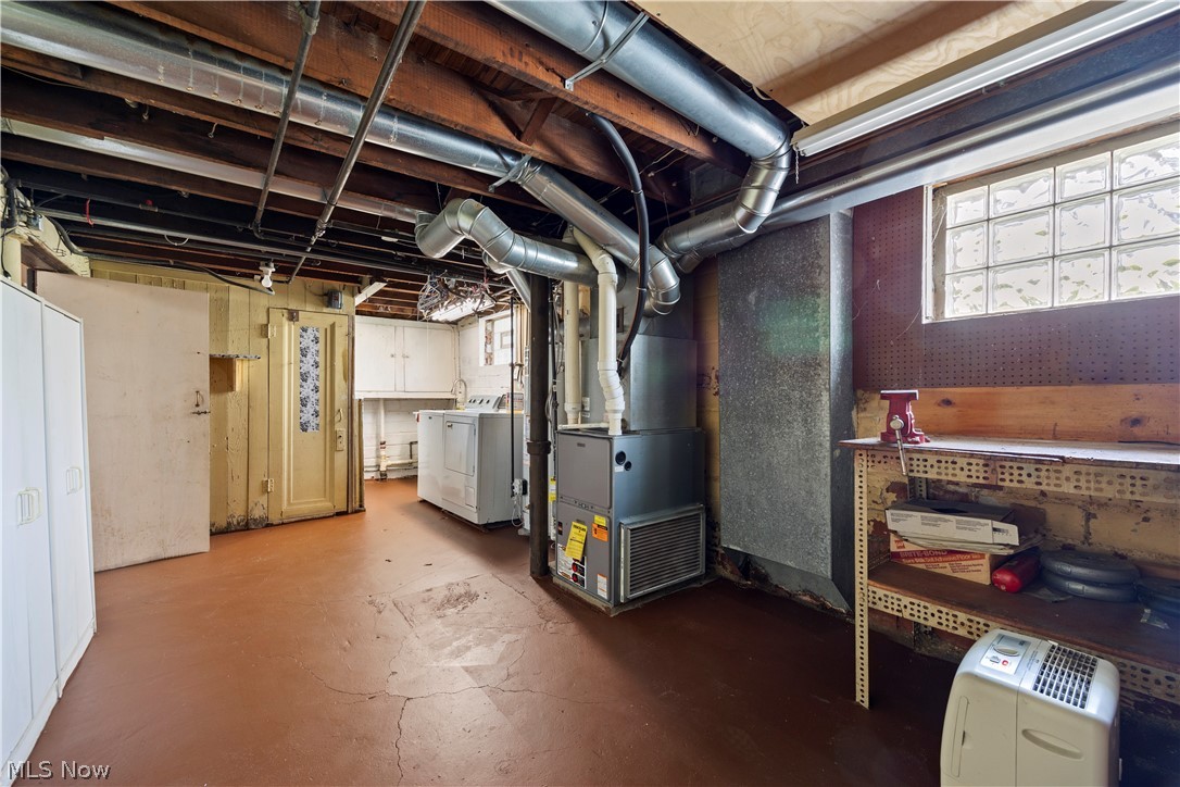 12501 Wayland Cleveland OH 44111
