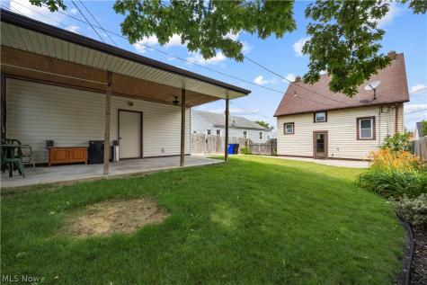 12501 Wayland Cleveland OH 44111