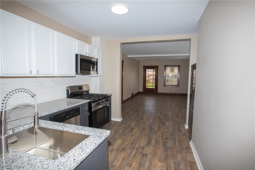 228 Center Street Hubbard OH 44425