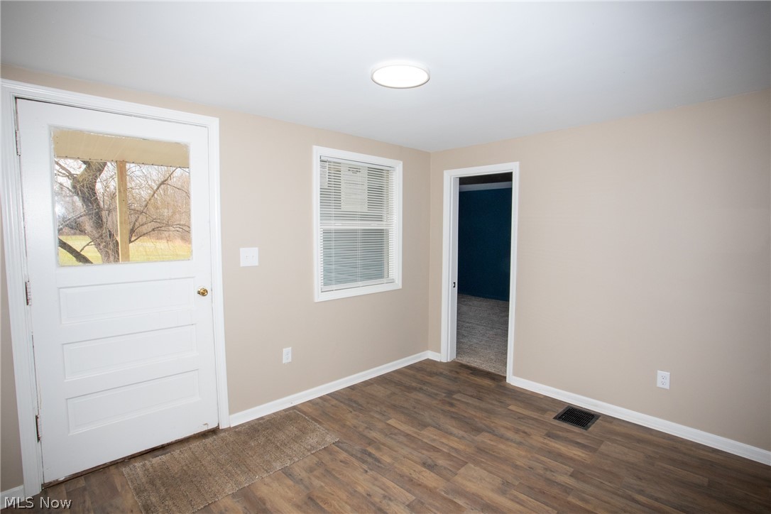 228 Center Street Hubbard OH 44425
