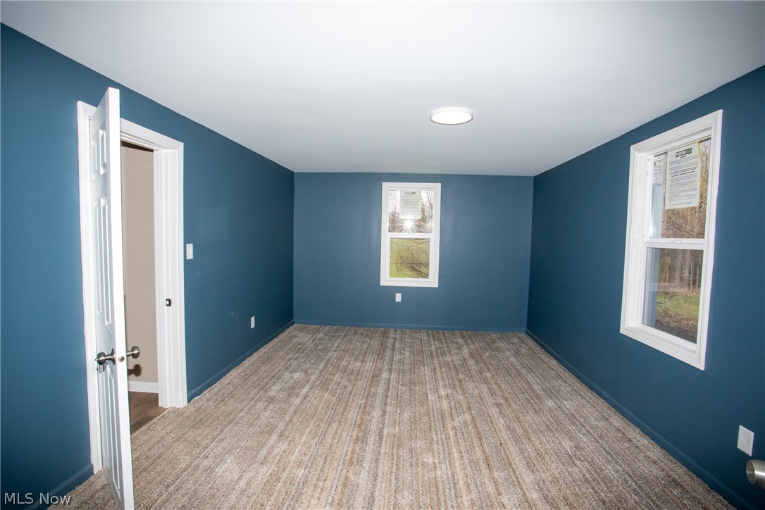 228 Center Street Hubbard OH 44425
