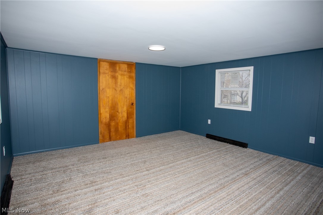 228 Center Street Hubbard OH 44425