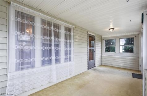 407 Illinois Avenue Lorain OH 44052