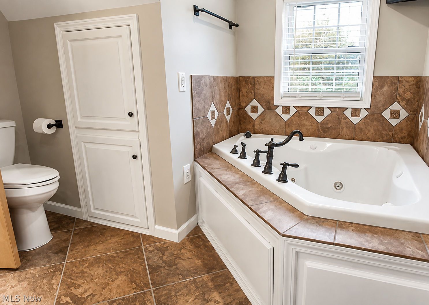 6968 Richwood Drive North Kingsville OH 44030
