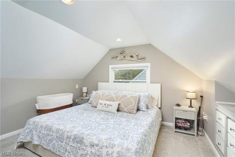 2249 14th Street Cuyahoga Falls OH 44223