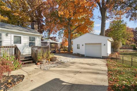 2249 14th Street Cuyahoga Falls OH 44223