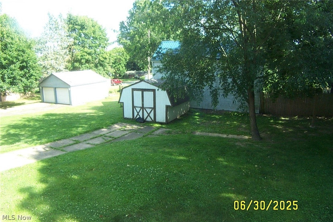 293 W 10th Street Salem OH 44460