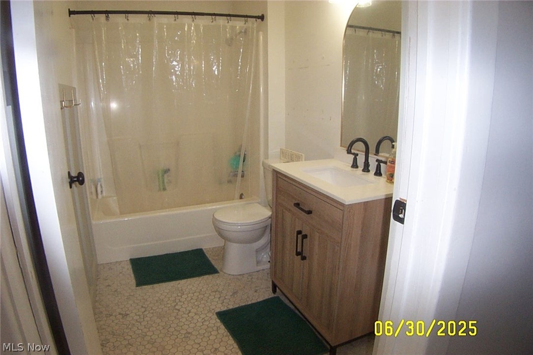 293 W 10th Street Salem OH 44460