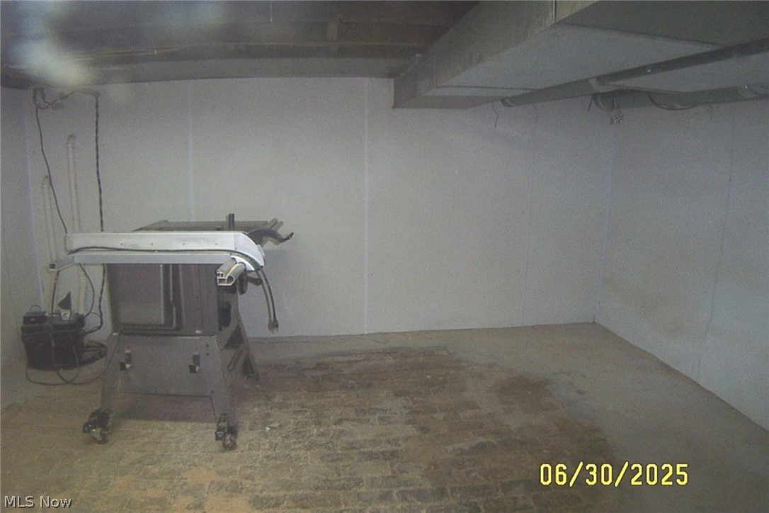 293 W 10th Street Salem OH 44460