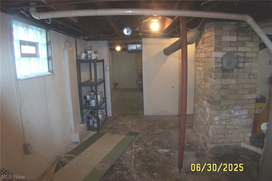 293 W 10th Street Salem OH 44460