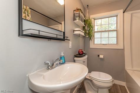 3864 E 364th Street Willoughby OH 44094