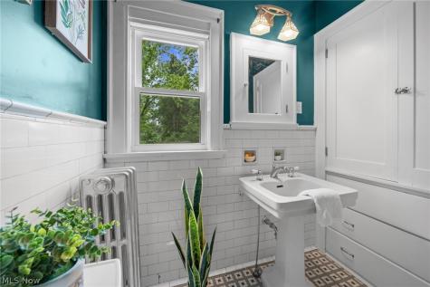 6950 Arlington Street Brecksville OH 44141