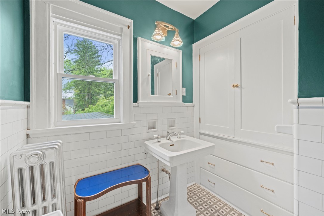 6950 Arlington Street Brecksville OH 44141
