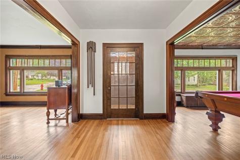 6950 Arlington Street Brecksville OH 44141