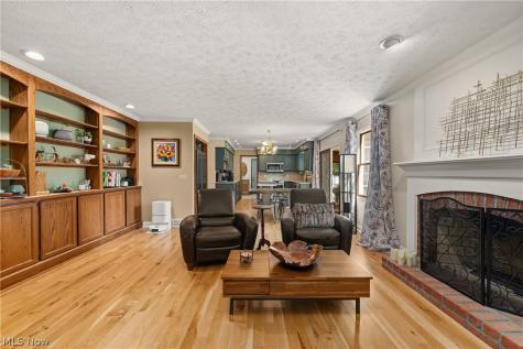 717 Wedgewood Drive Avon Lake OH 44012