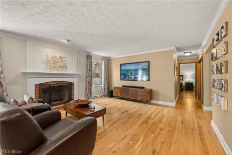 717 Wedgewood Drive Avon Lake OH 44012