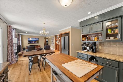 717 Wedgewood Drive Avon Lake OH 44012