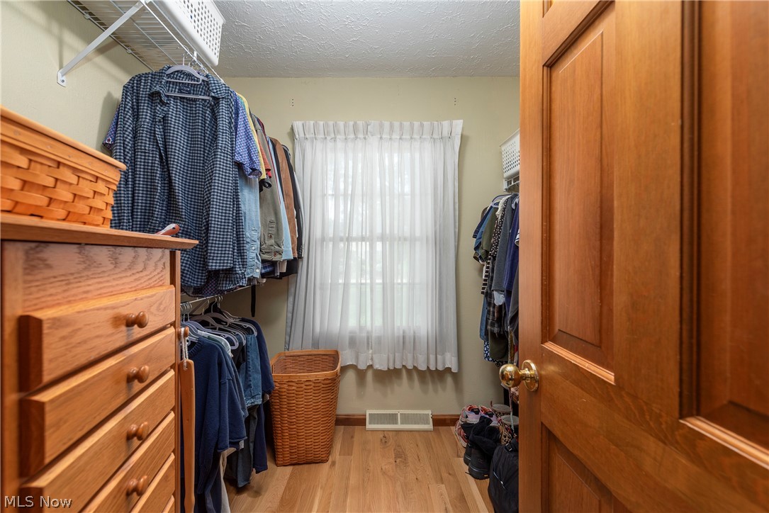 717 Wedgewood Drive Avon Lake OH 44012