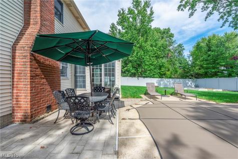 717 Wedgewood Drive Avon Lake OH 44012