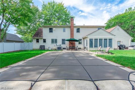 717 Wedgewood Drive Avon Lake OH 44012
