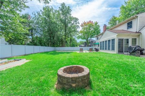 717 Wedgewood Drive Avon Lake OH 44012