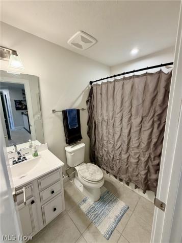 2091 Farroni Drive Willoughby OH 44094