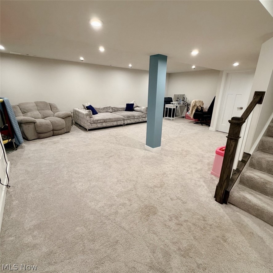 2091 Farroni Drive Willoughby OH 44094