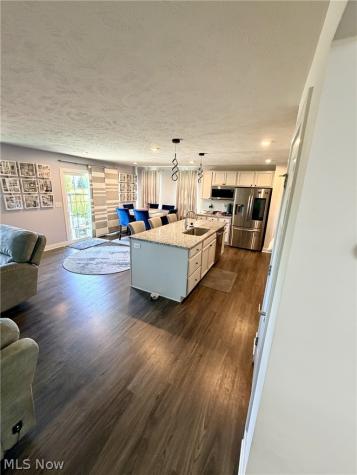 2091 Farroni Drive Willoughby OH 44094