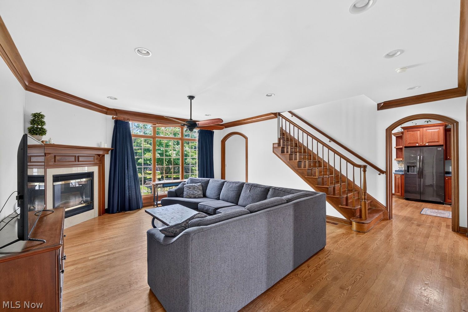 6 Warwick Lane Rocky River OH 44116