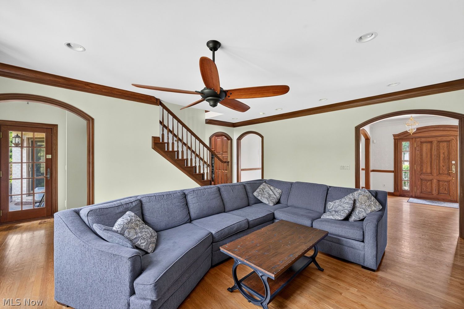 6 Warwick Lane Rocky River OH 44116