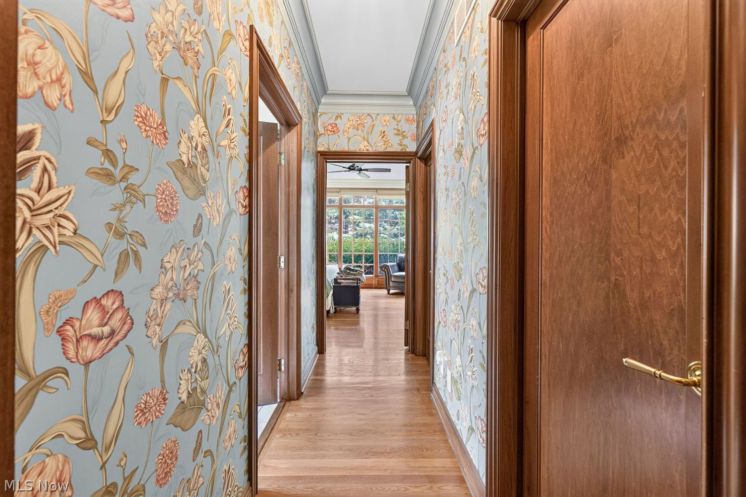 6 Warwick Lane Rocky River OH 44116