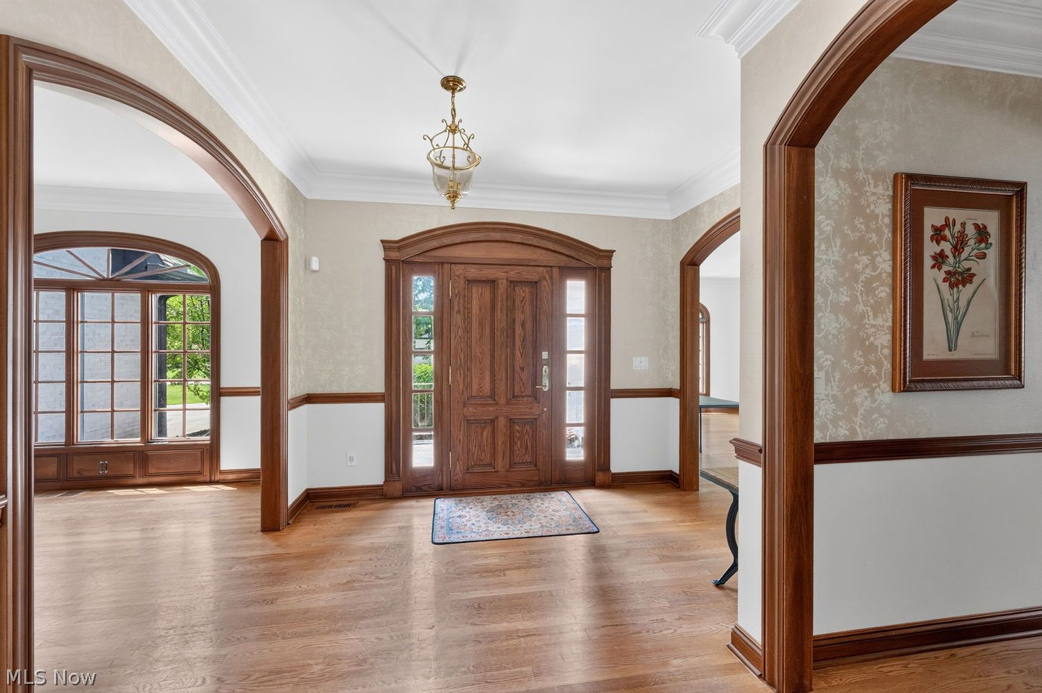 6 Warwick Lane Rocky River OH 44116