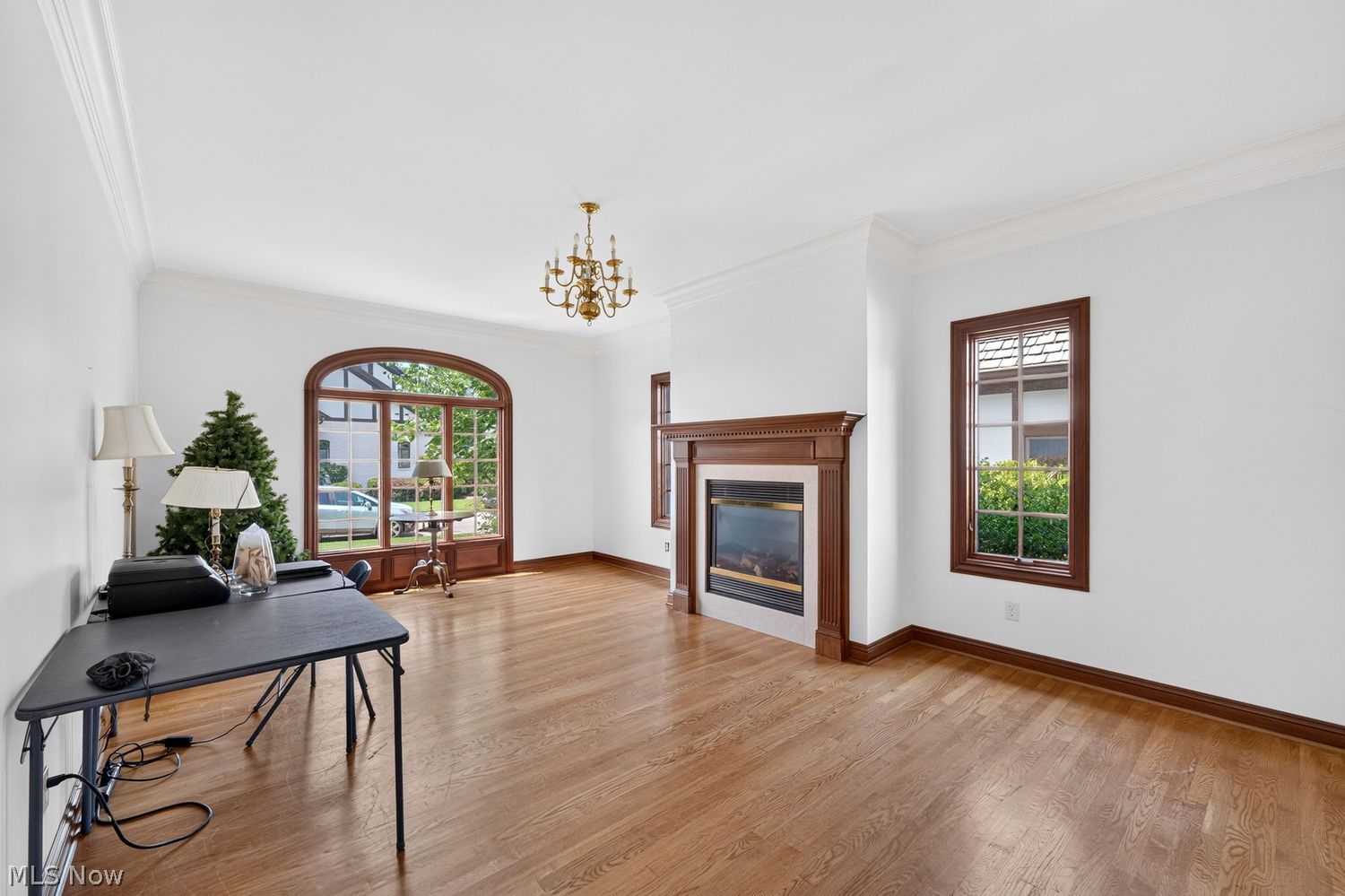 6 Warwick Lane Rocky River OH 44116