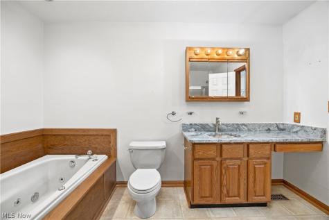 1035 W Liberty Street Medina OH 44256