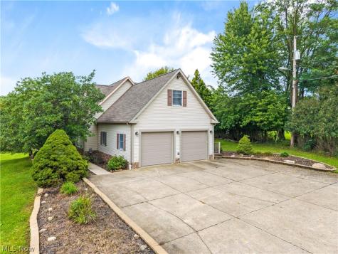 1035 W Liberty Street Medina OH 44256