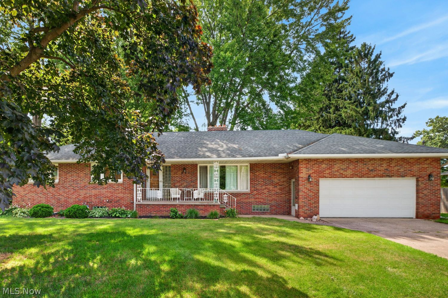 114 S Leavitt Road S Amherst OH 44001