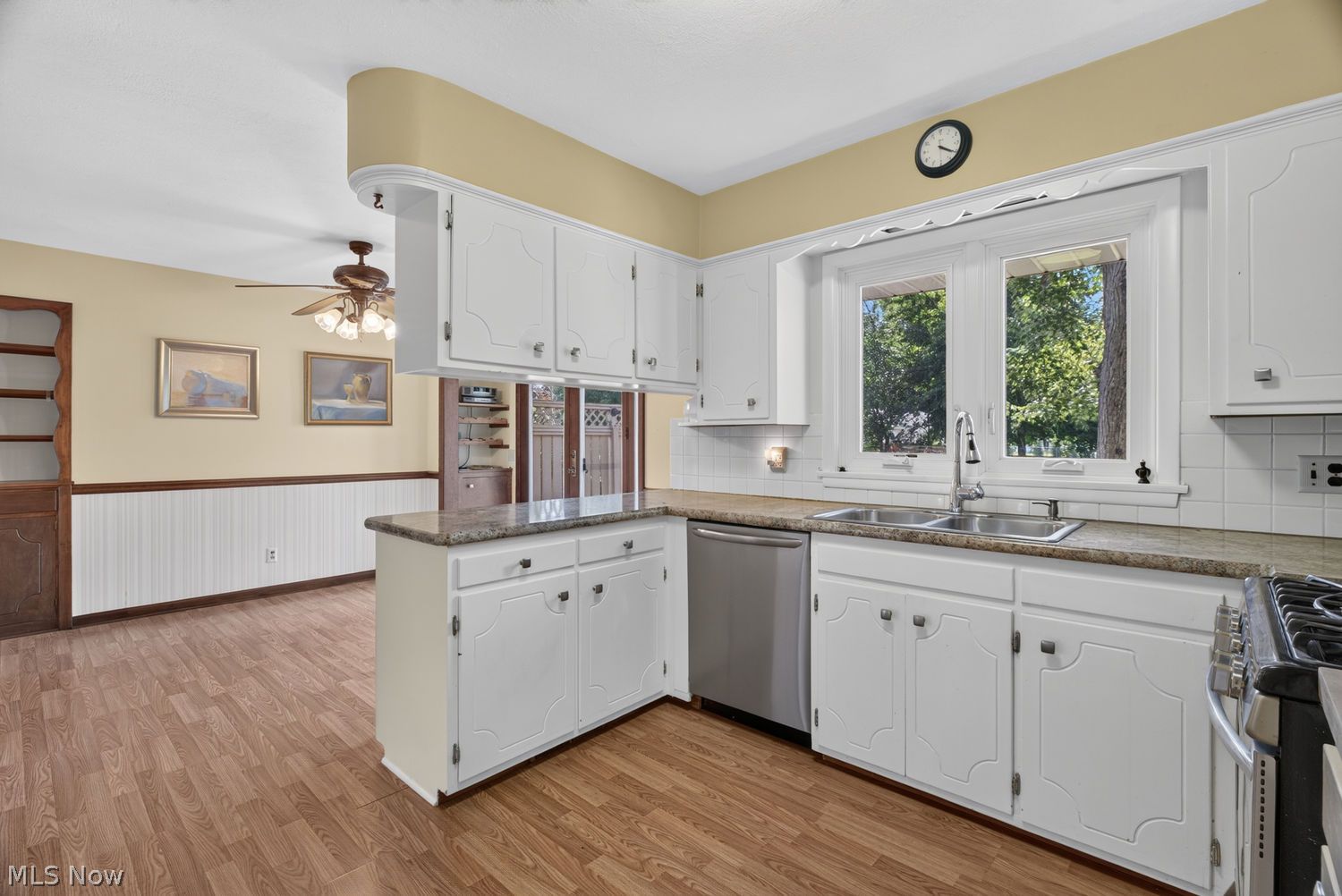114 S Leavitt Road S Amherst OH 44001