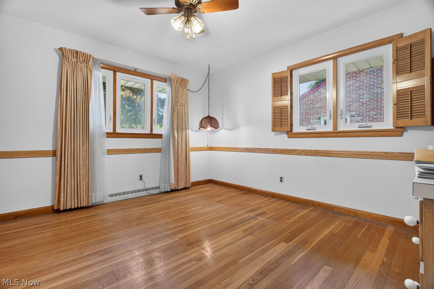 114 S Leavitt Road S Amherst OH 44001