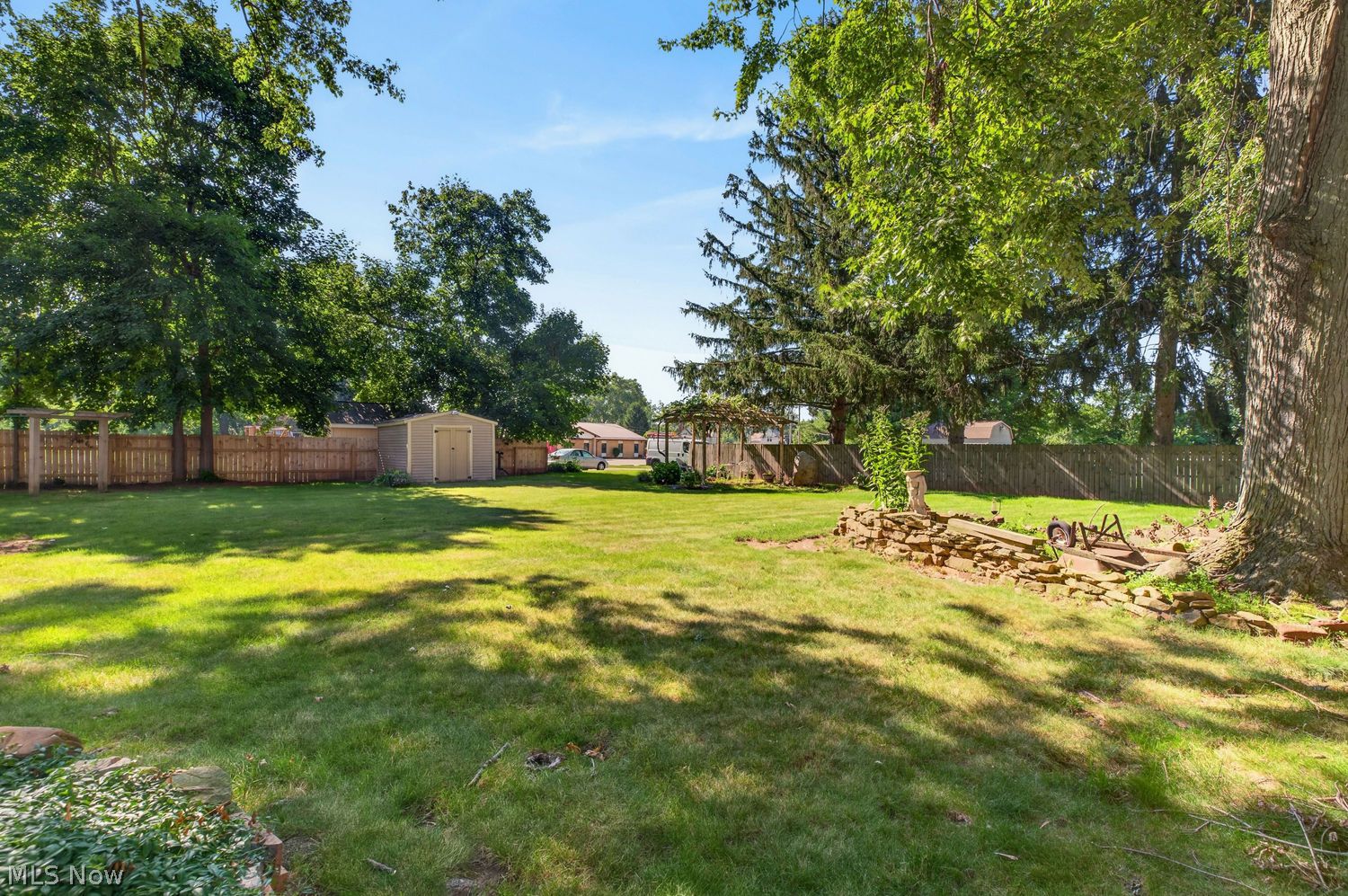 114 S Leavitt Road S Amherst OH 44001